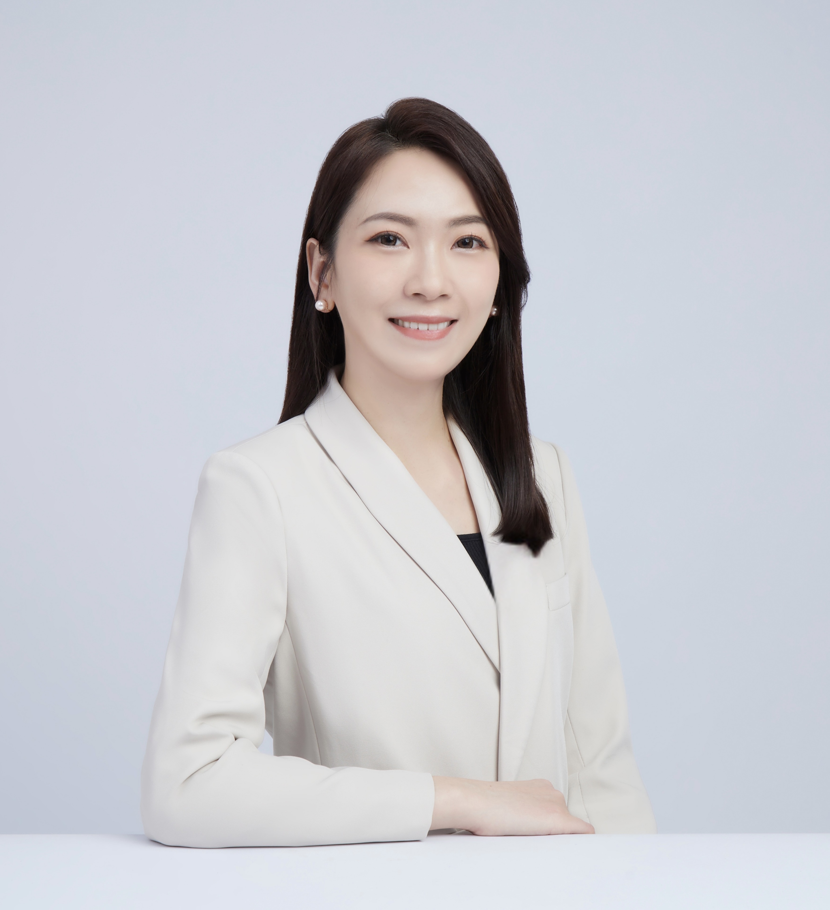 Aveline Li 李羿葶形象照